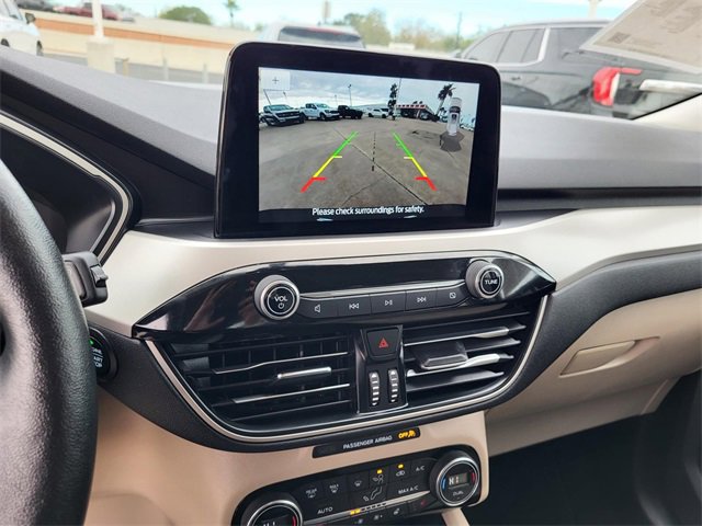 Used 2021 Ford Escape SEL image 5