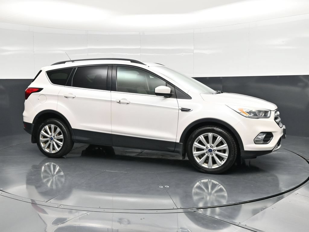 Used 2019 Ford Escape SEL w/ Sun & Style Package FWD image 5