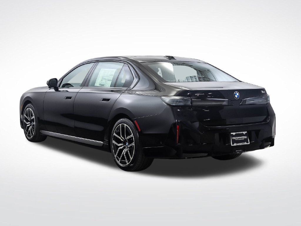 New 2027 BMW 740i xDrive w/ Executive Package AWD/4WD image 3