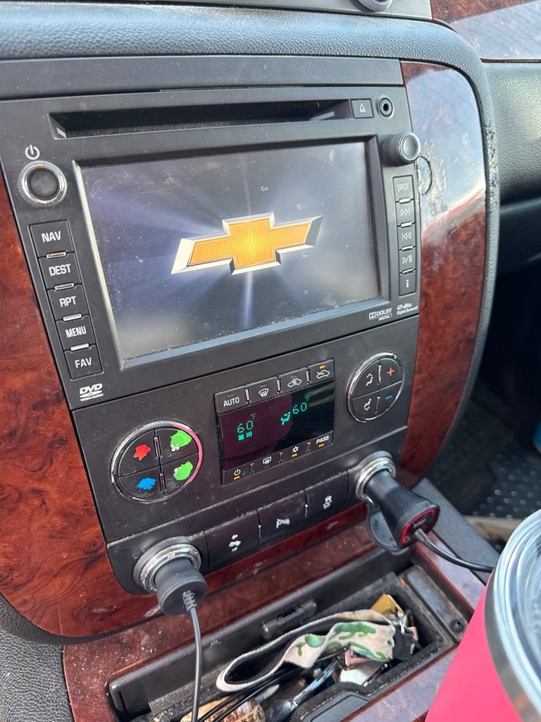 Used 2012 Chevrolet Avalanche LTZ AWD/4WD image 10