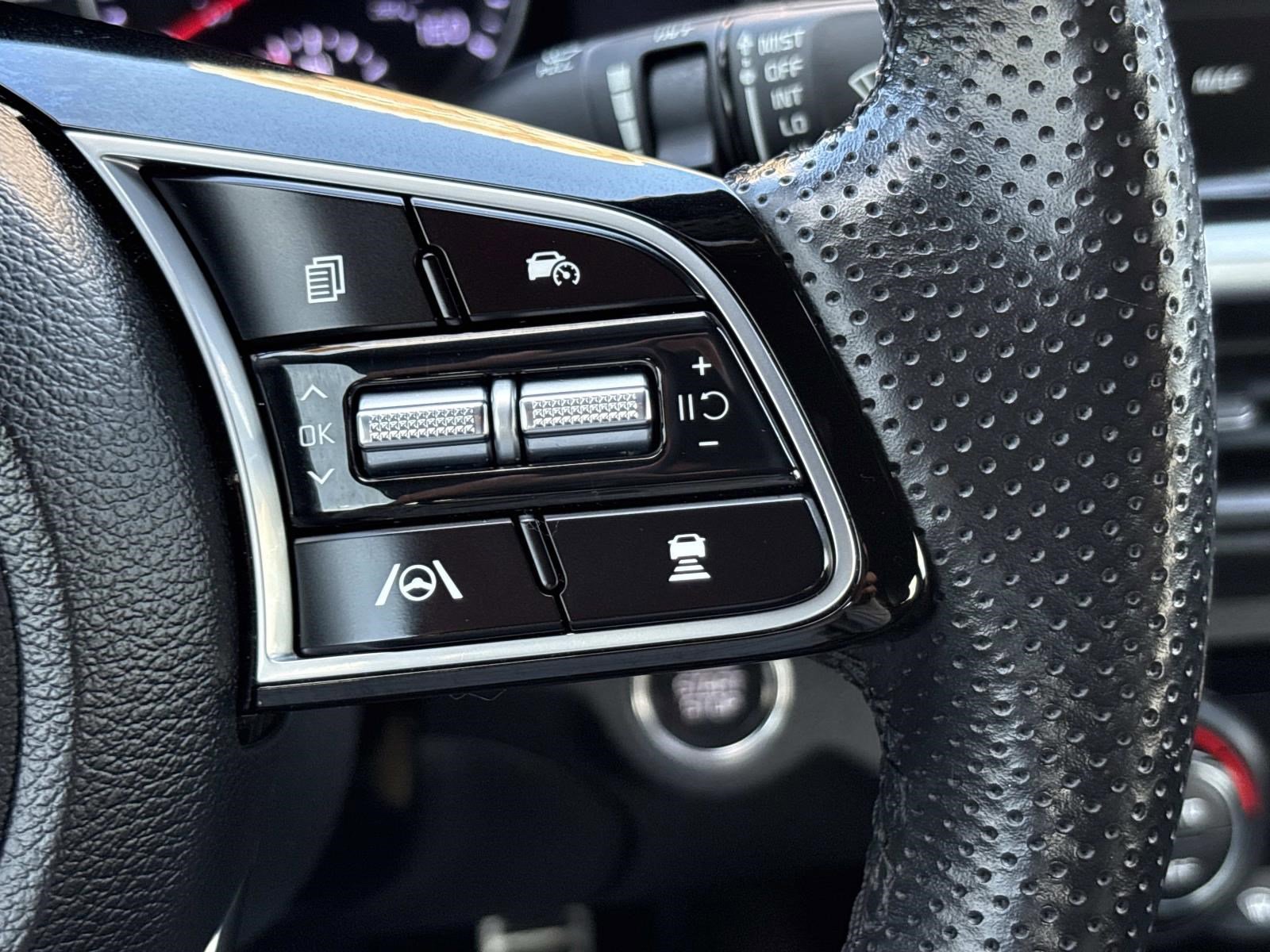 Used 2023 Kia Forte GT-Line w/ GT-Line Technology Package image 27