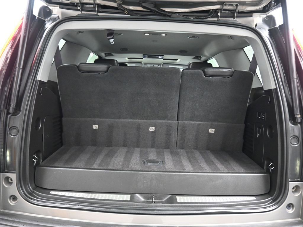 Used 2017 Cadillac Escalade Premium Luxury image 59