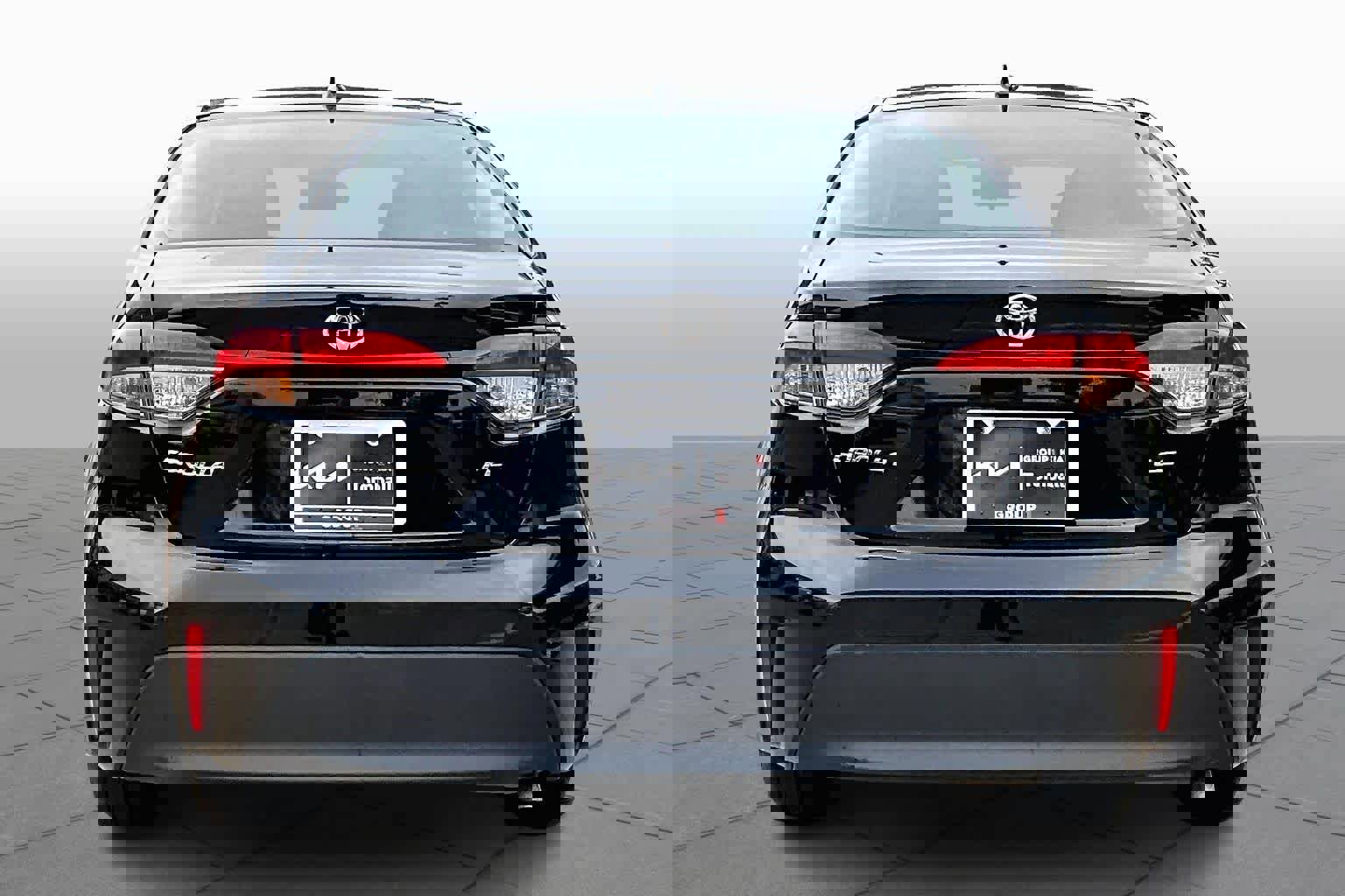 Used 2024 Toyota Corolla LE image 5