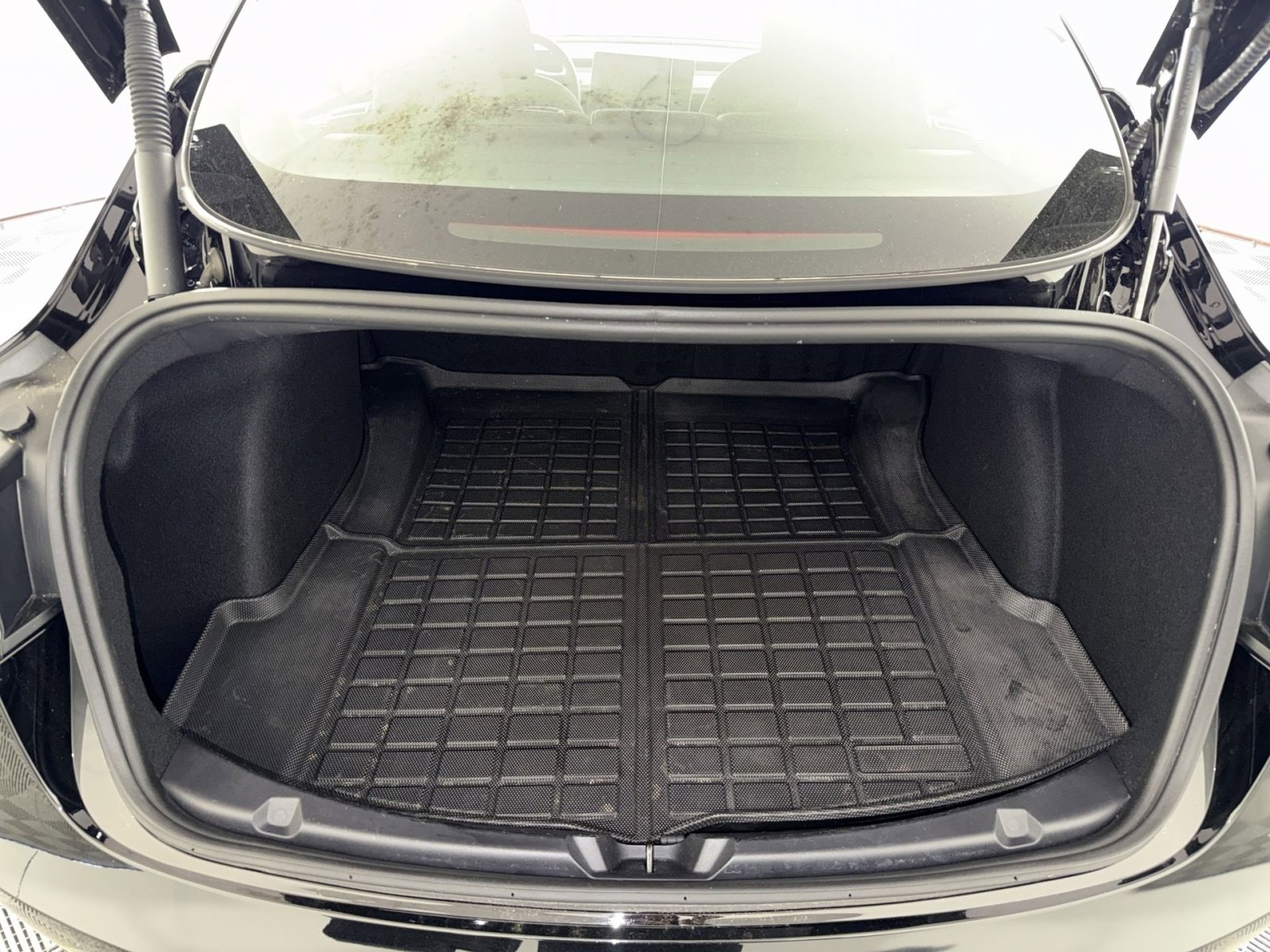 Used 2023 Tesla Model 3 Performance image 26