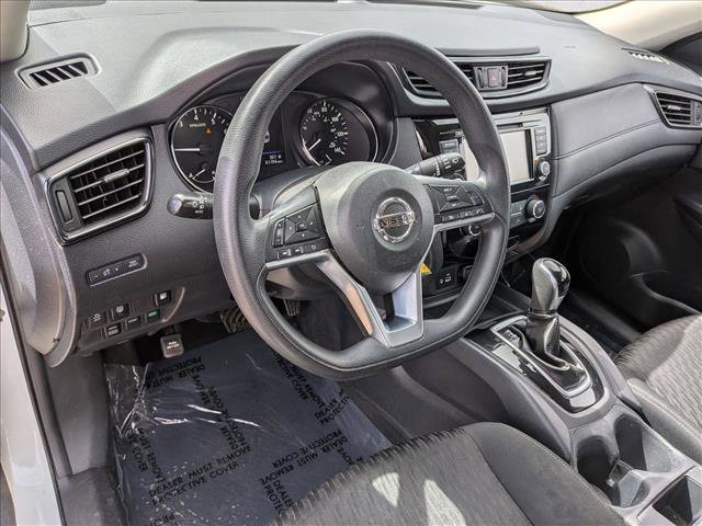 Used 2019 Nissan Rogue S image 10