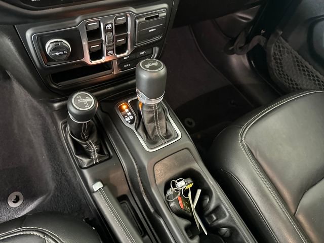 Used 2022 Jeep Wrangler Unlimited Sahara w/ Cold Weather Group image 20