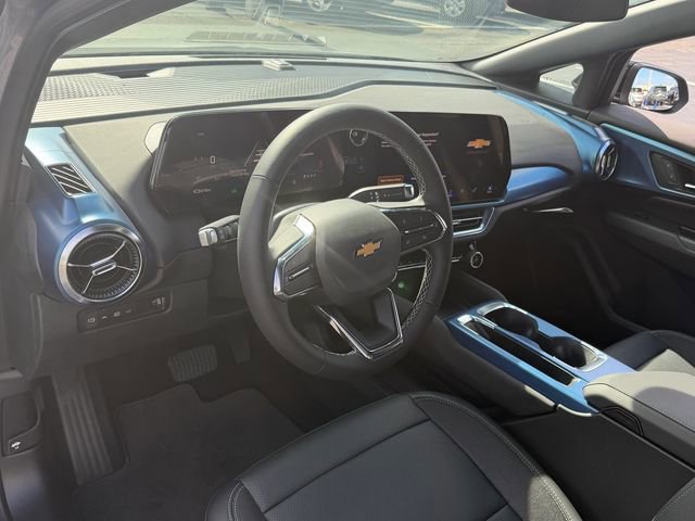 New 2026 Chevrolet Equinox EV LT w/ LPO, Blackout Package AWD/4WD image 6