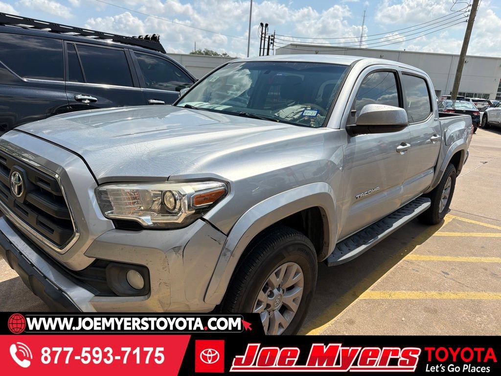 Used 2017 Toyota Tacoma SR5 w/ Tow Package RWD image 1
