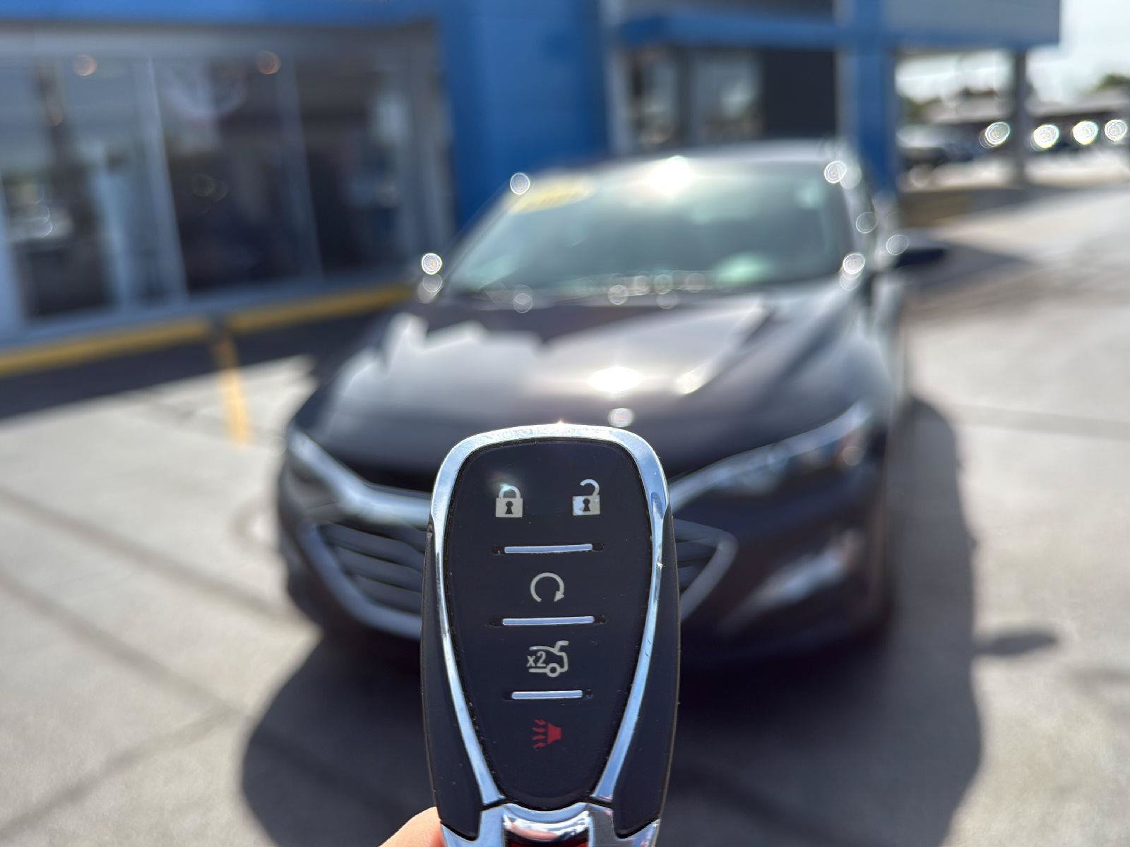 Used 2025 Chevrolet Malibu LT FWD image 34