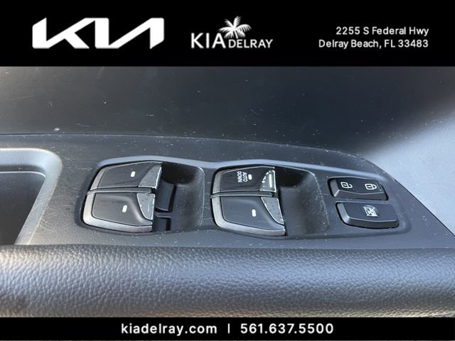 Used 2018 Hyundai Santa Fe Sport image 16