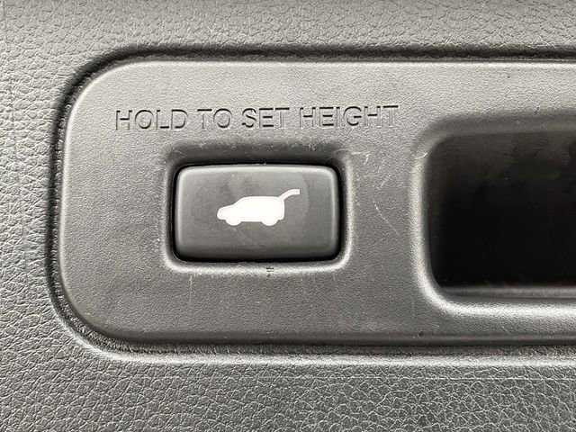 Used 2025 Honda Pilot Touring image 25