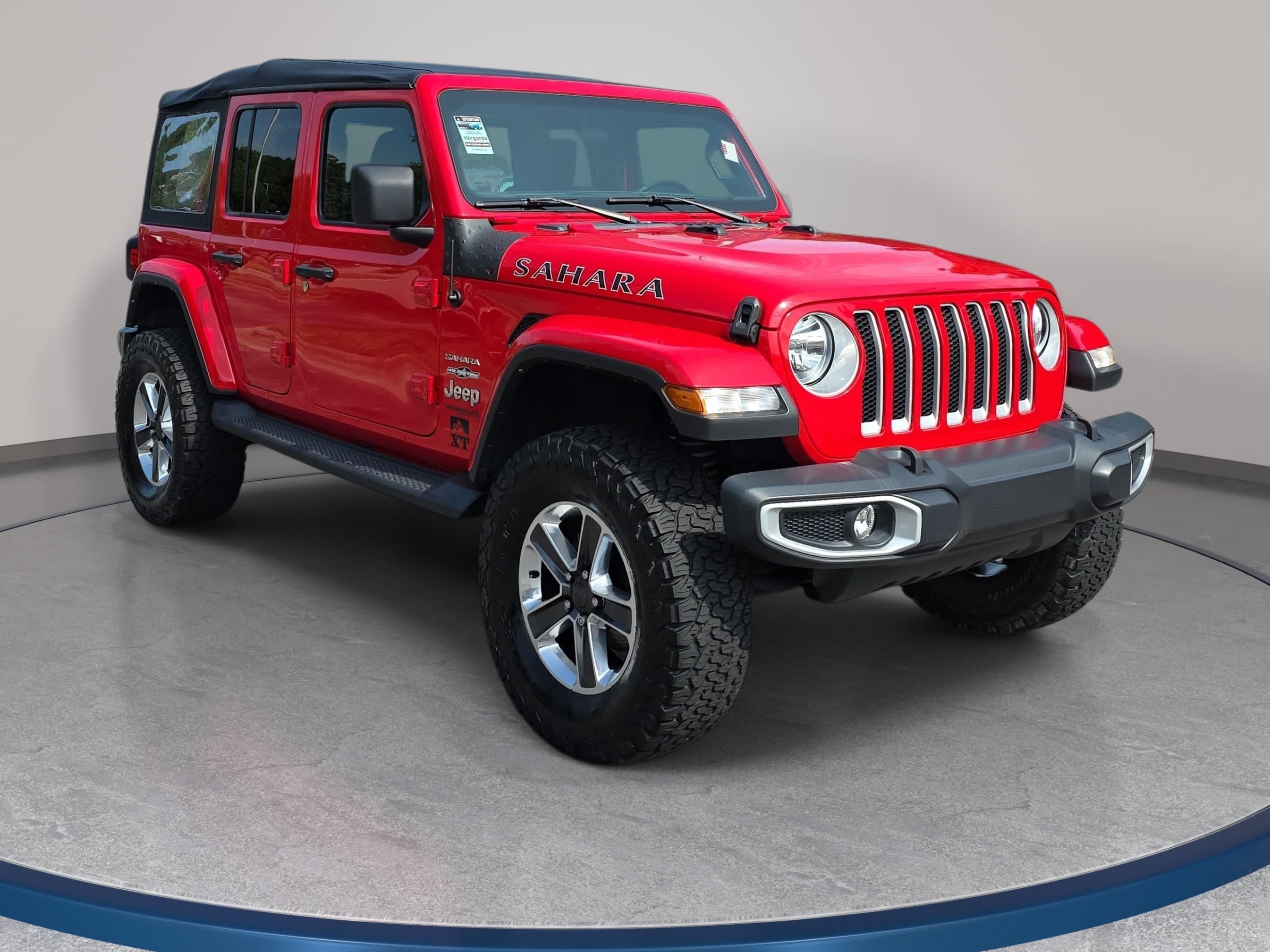 Used 2021 Jeep Wrangler Unlimited Sahara AWD/4WD image 3