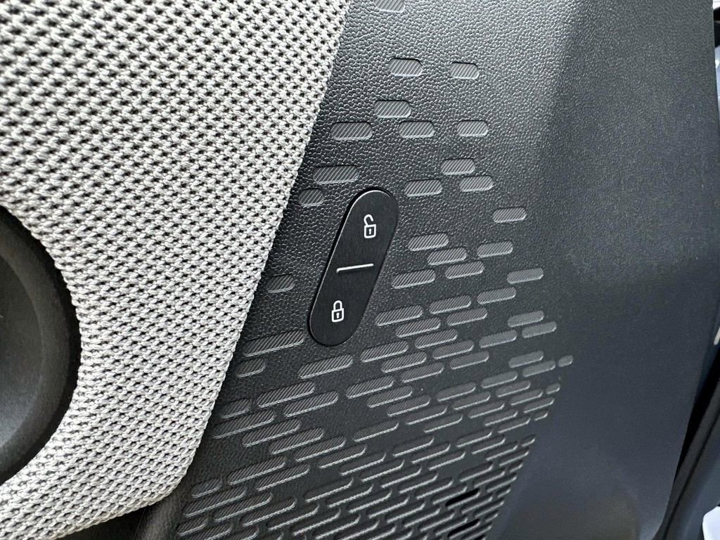 Certified 2025 MINI Cooper S image 14