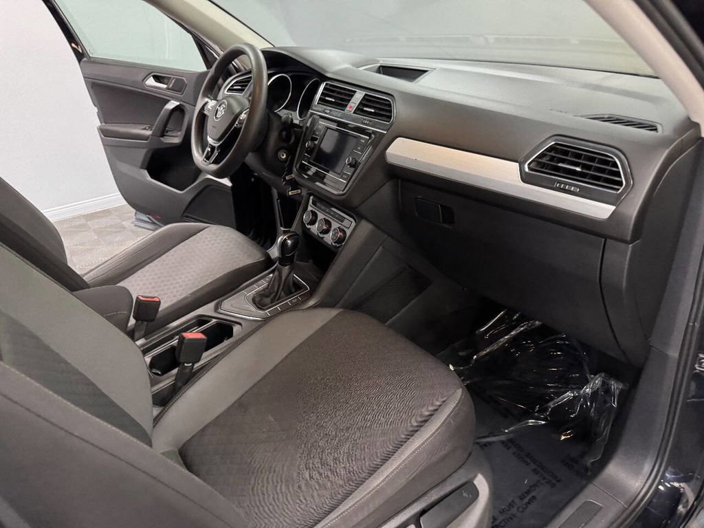 Used 2019 Volkswagen Tiguan S image 56