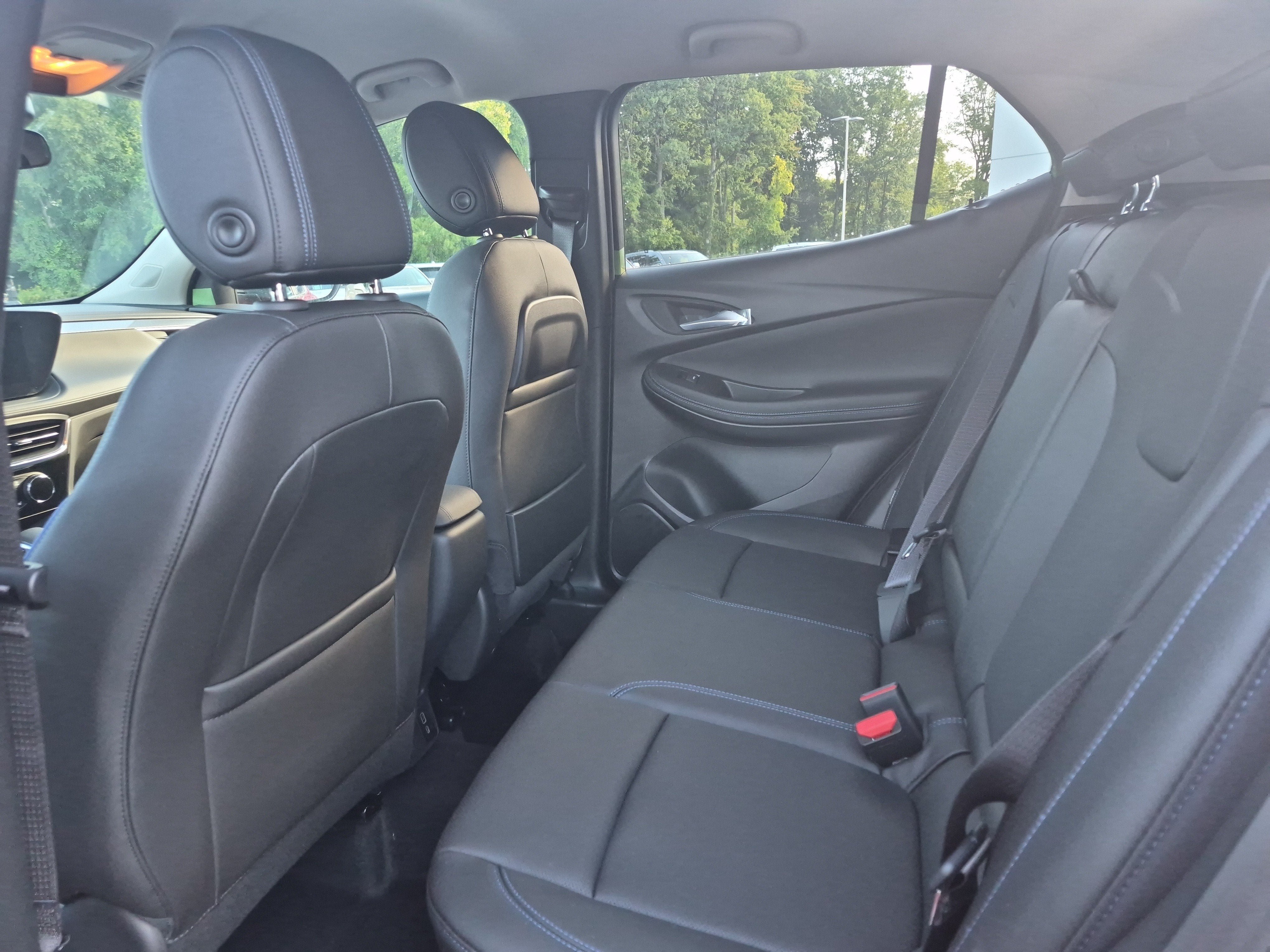 New 2026 Buick Encore GX Sport Touring w/ Advanced Technology Package AWD/4WD image 10