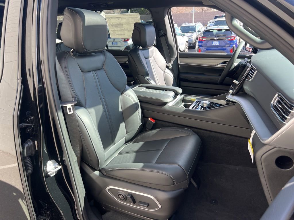 New 2026 Jeep Grand Wagoneer Limited image 25