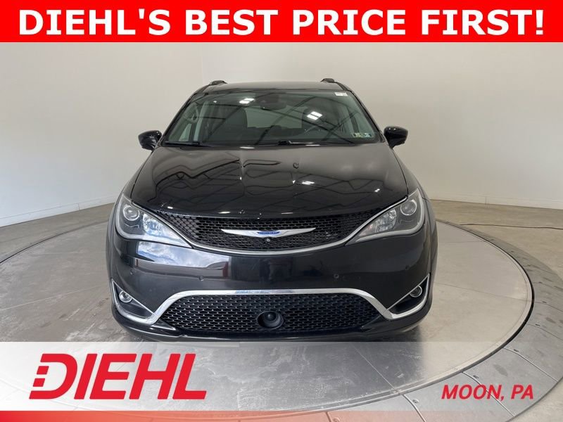 Used 2019 Chrysler Pacifica Touring-L w/ Advanced Safetytec Group FWD image 2