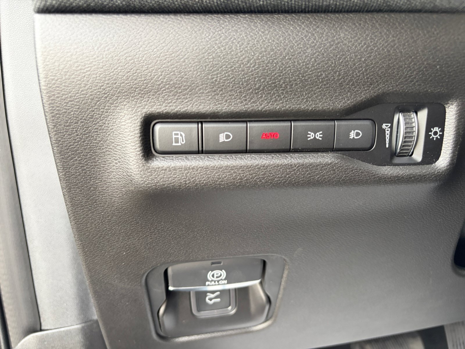 New 2026 Jeep Cherokee Laredo AWD/4WD image 17