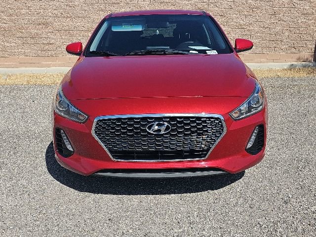 Used 2020 Hyundai Elantra GT FWD image 2