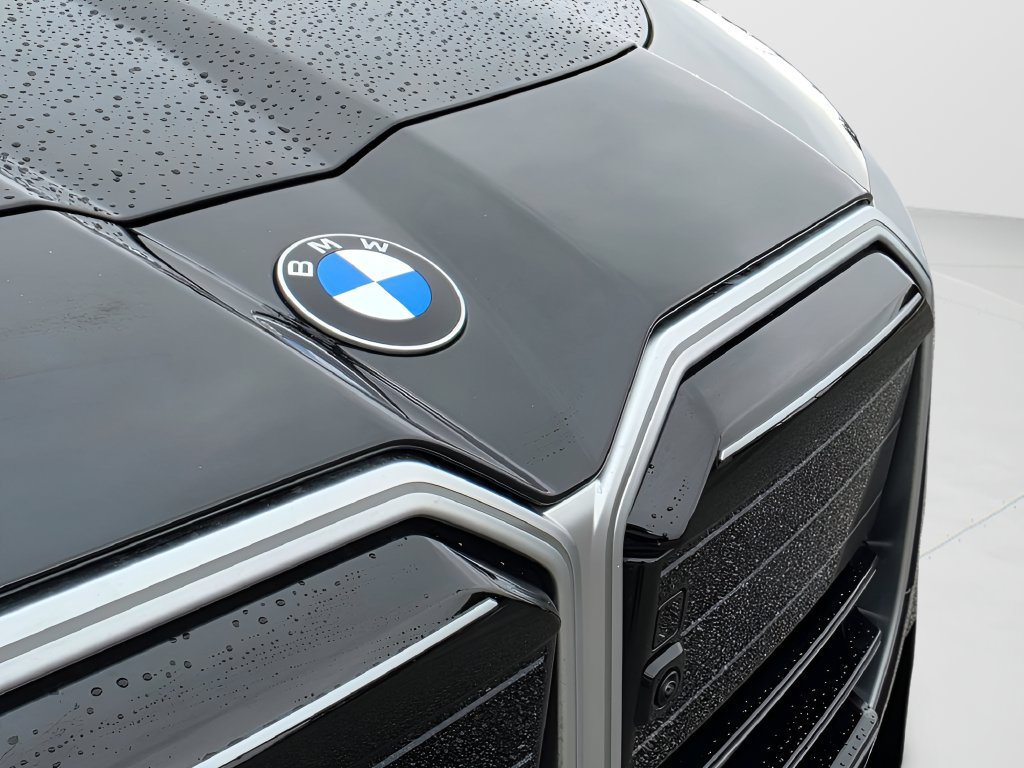 New 2027 BMW i7 xDrive60 w/ Executive Package AWD/4WD image 27