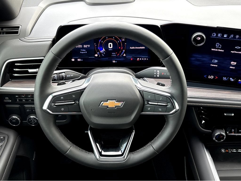 New 2025 Chevrolet Suburban Premier RWD image 12