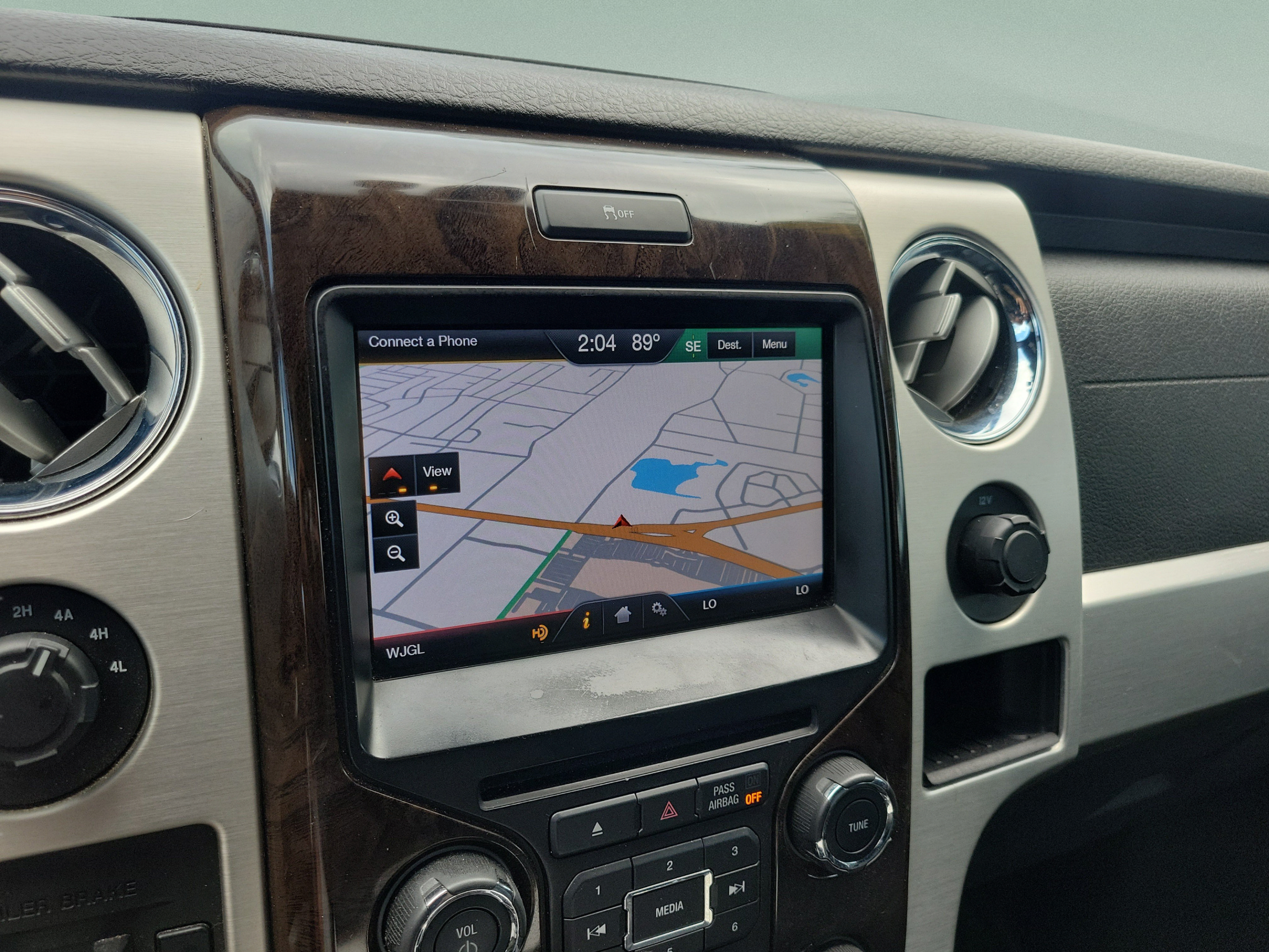 Used 2013 Ford F150 Platinum AWD/4WD image 27