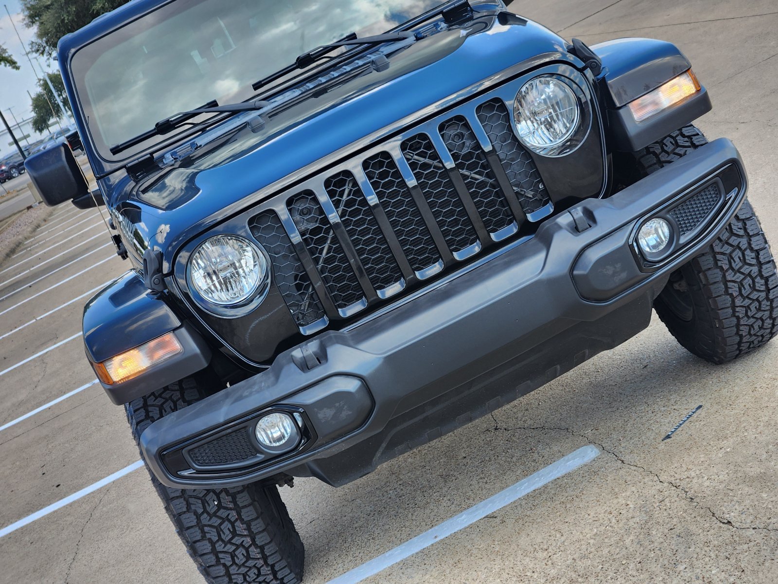 Used 2022 Jeep Gladiator Sport AWD/4WD image 14