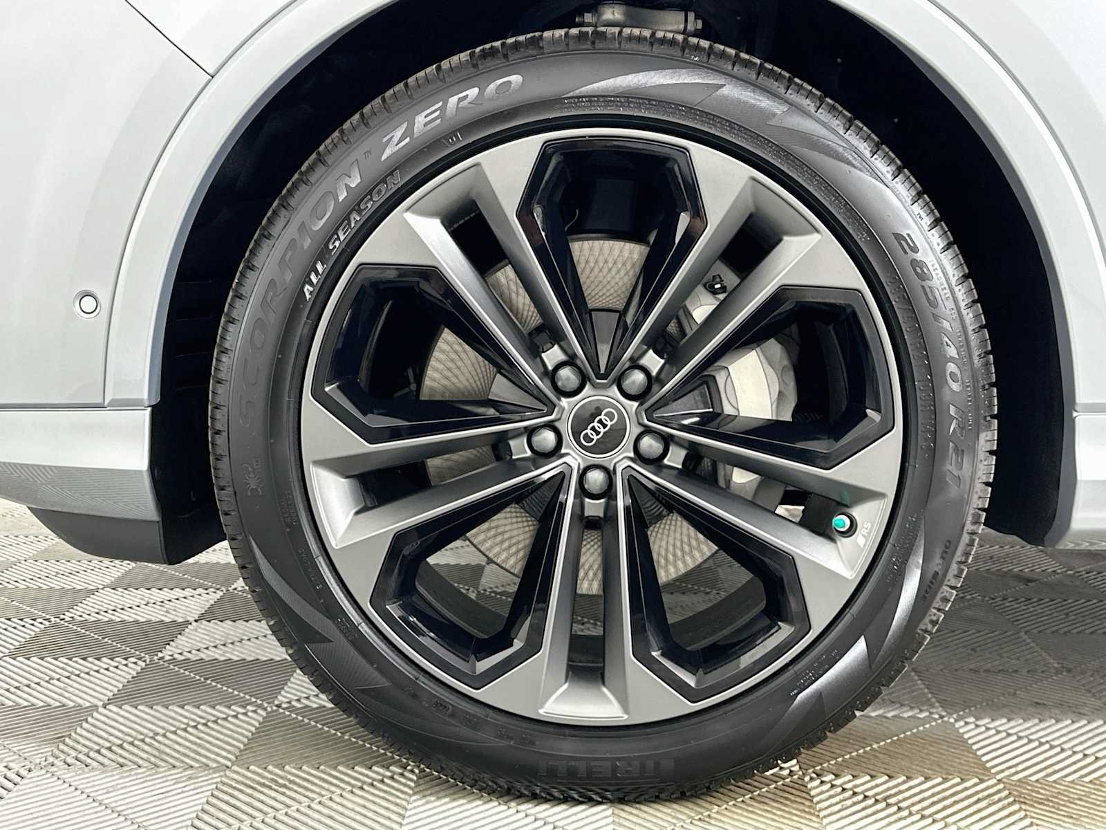 New 2026 Audi Q7 2.0T Premium Plus AWD/4WD image 31