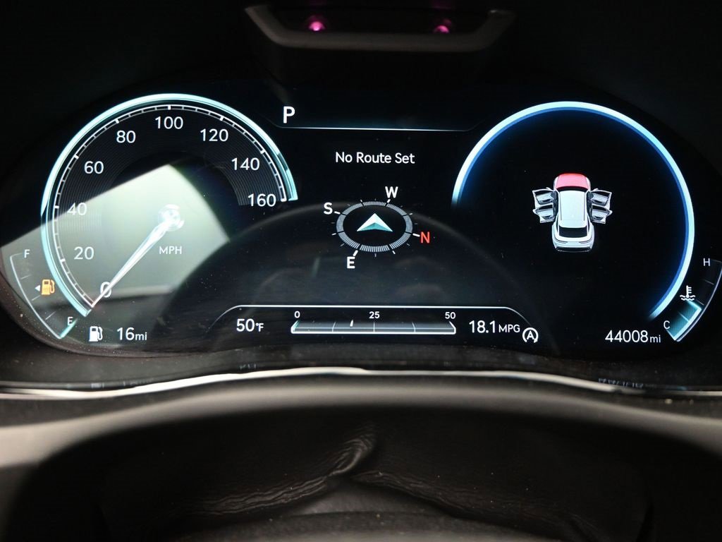 Used 2022 Genesis GV70 3.5T Sport w/ Sport Prestige Package image 28