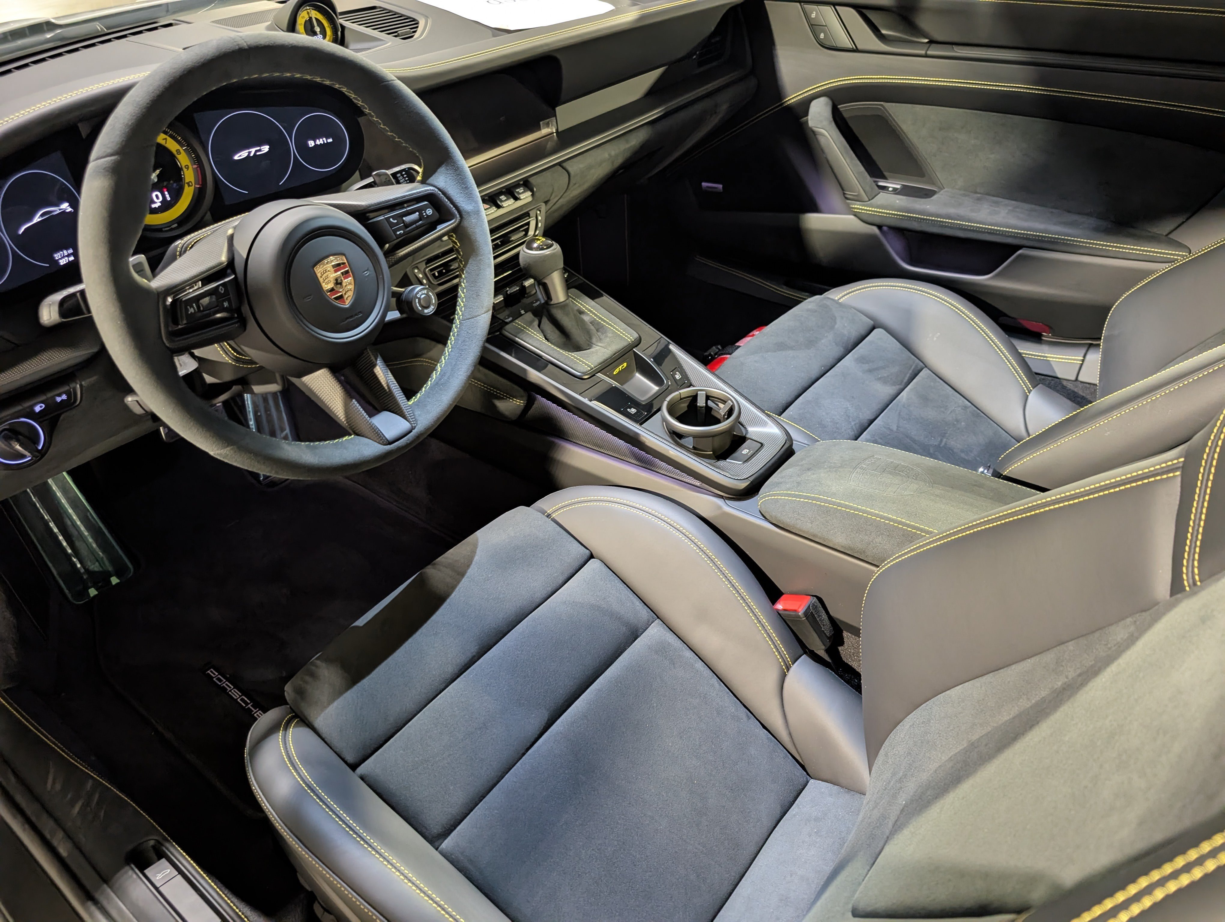 Used 2023 Porsche 911 GT3 RWD image 5