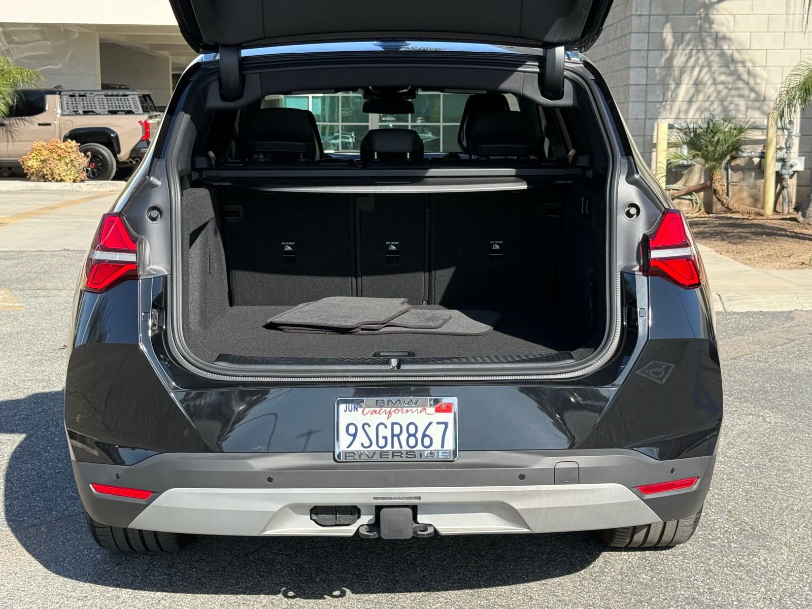 Used 2025 BMW X3 xDrive30i w/ Convenience Package image 17