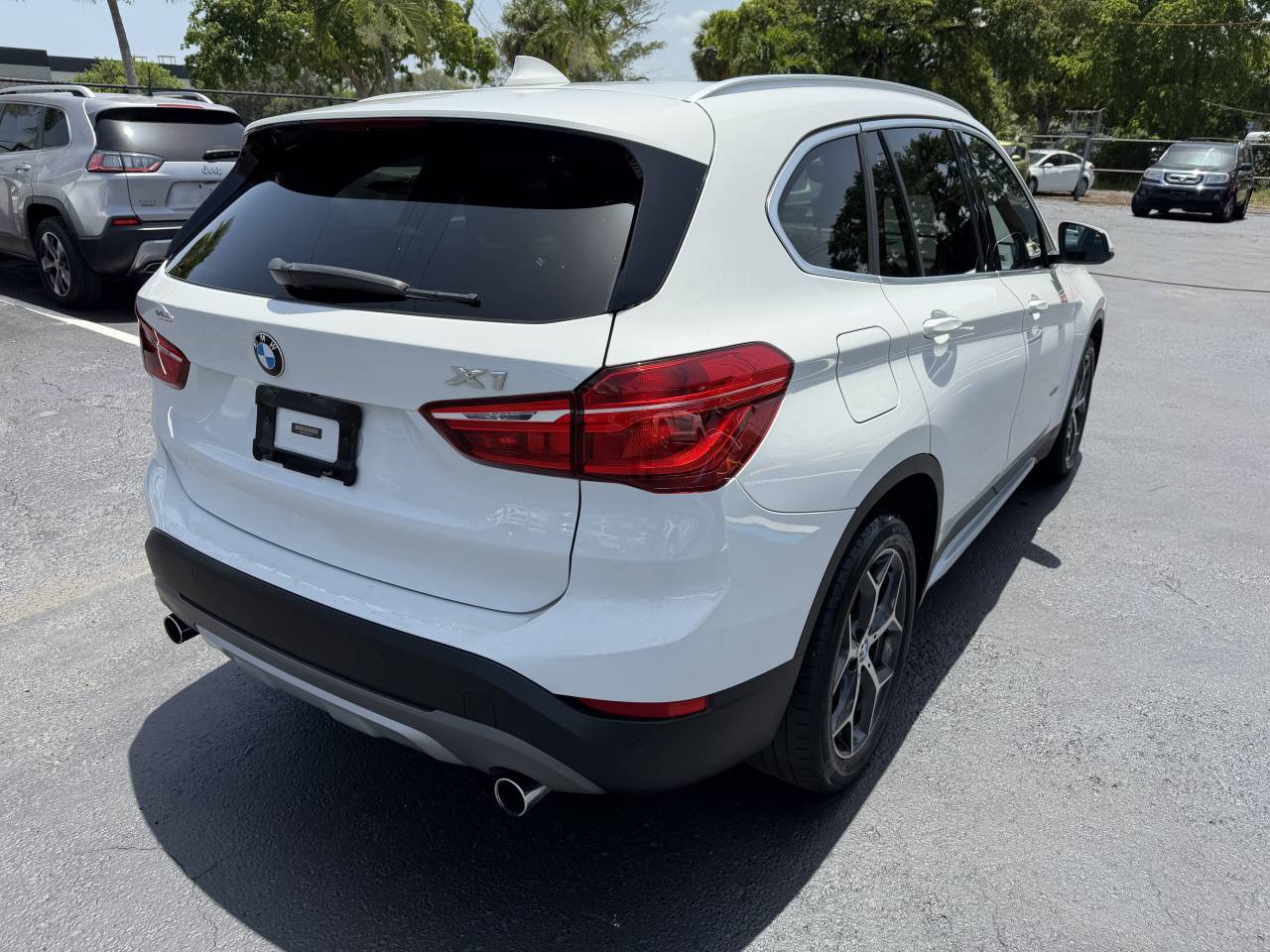 Used 2018 BMW X1 sDrive28i FWD image 4