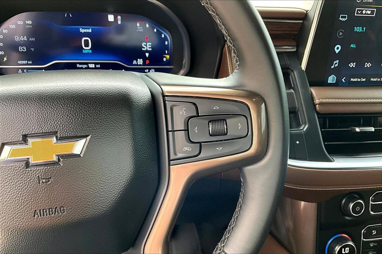 Used 2023 Chevrolet Tahoe High Country w/ Premium Package 2 AWD/4WD image 12