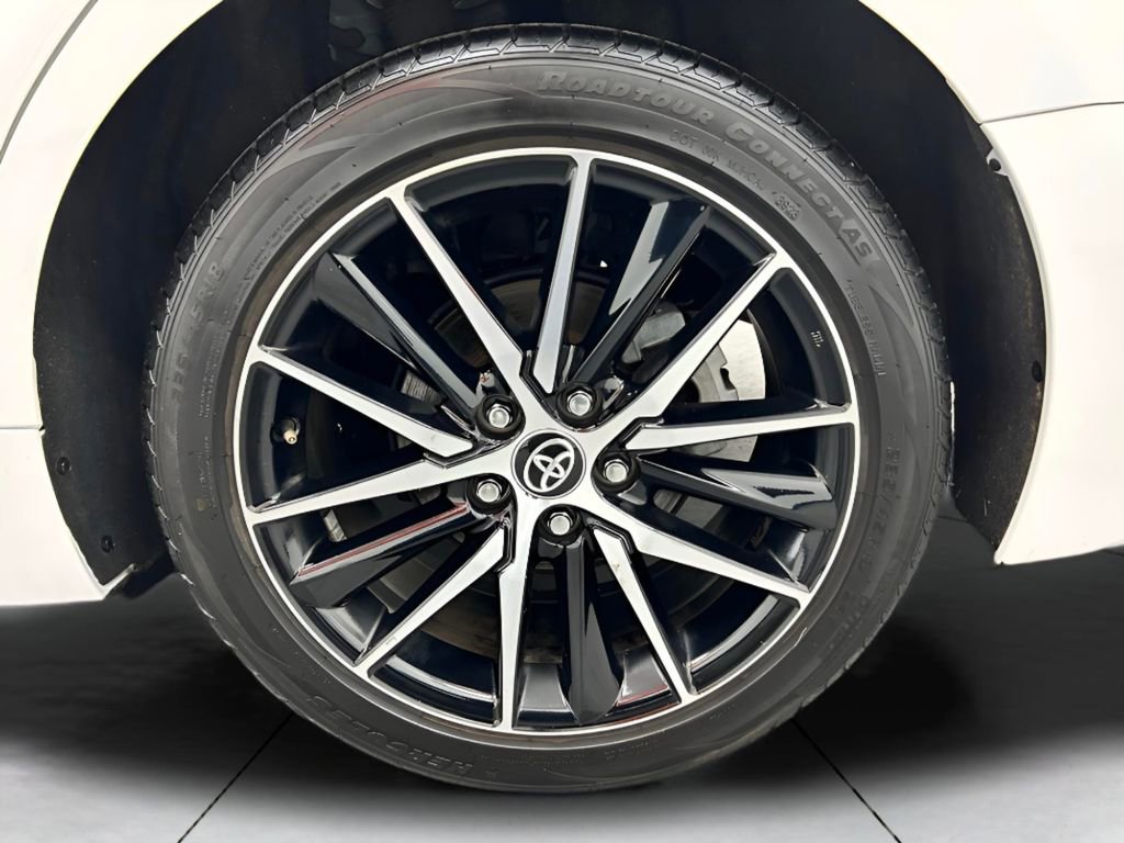 Used 2024 Toyota Camry SE image 20