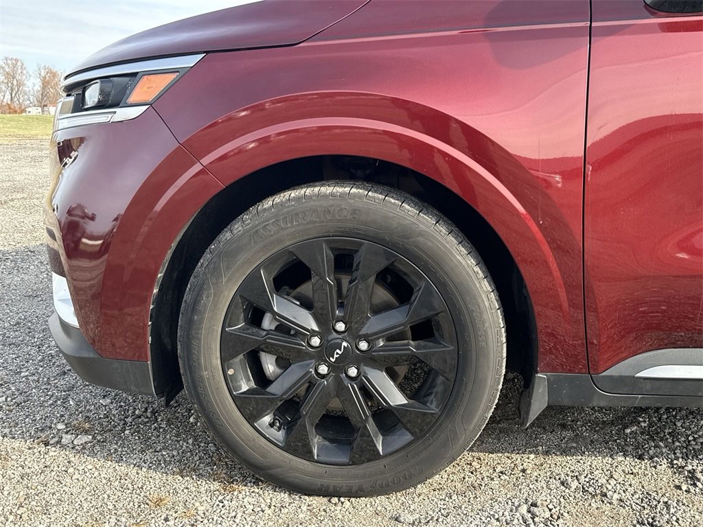 Used 2024 Kia Carnival SX image 18