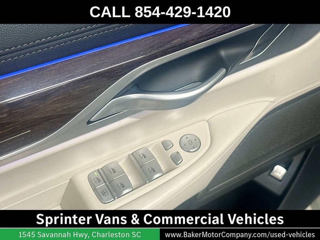 Used 2021 BMW 740i w/ Premium Package RWD image 19