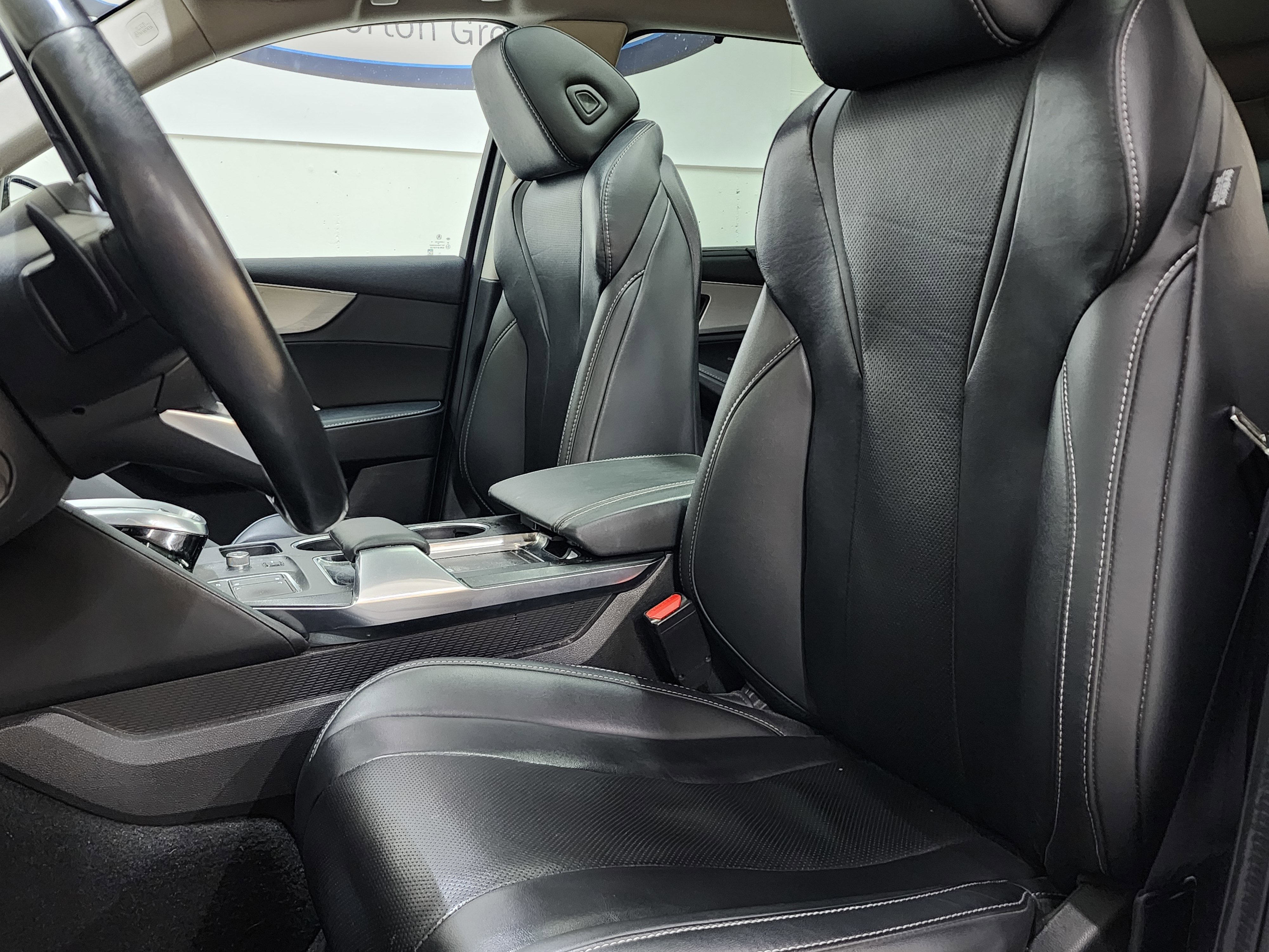 Used 2023 Acura MDX SH-AWD w/ Technology Package image 14