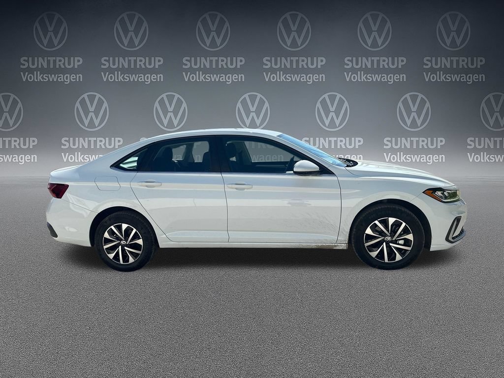 Used 2026 Volkswagen Jetta S FWD image 34