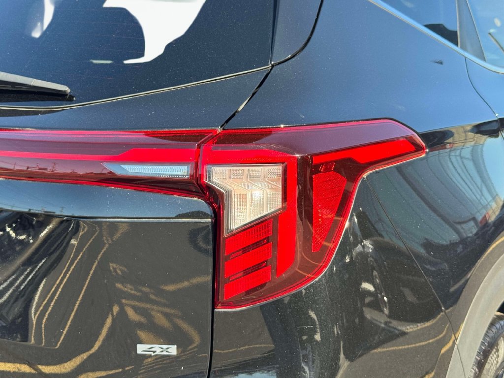 Certified 2024 Kia Seltos EX AWD/4WD image 10