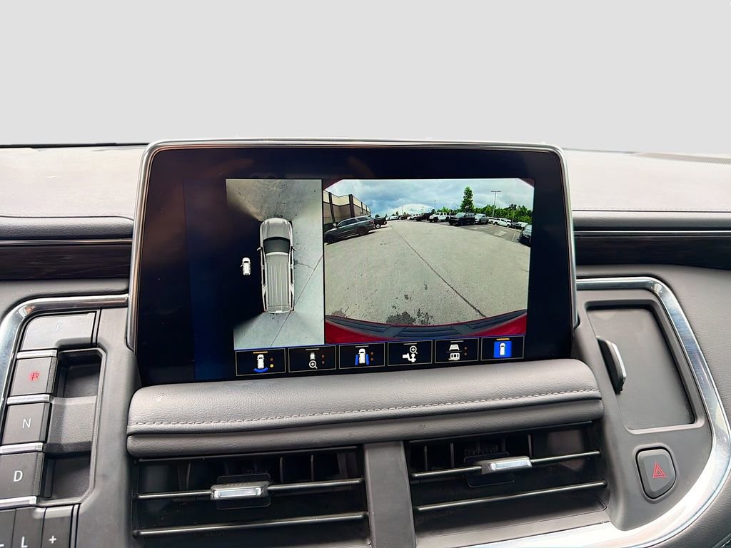 Used 2024 Chevrolet Tahoe Z71 w/ Luxury Package AWD/4WD image 35