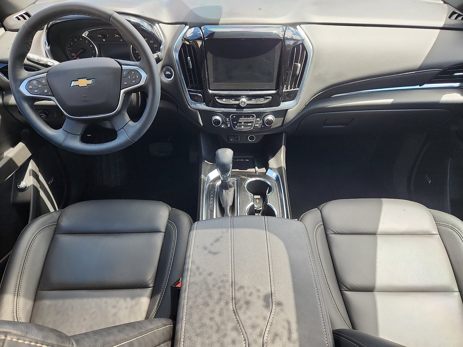 Used 2023 Chevrolet Traverse LT w/ LT Premium Package AWD/4WD image 9
