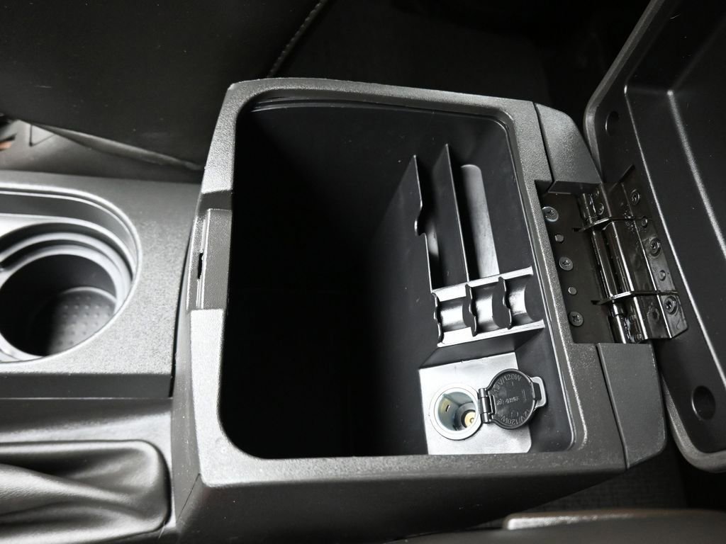 Used 2021 Nissan Frontier PRO-4X w/ Pro-4x Utility Package image 24