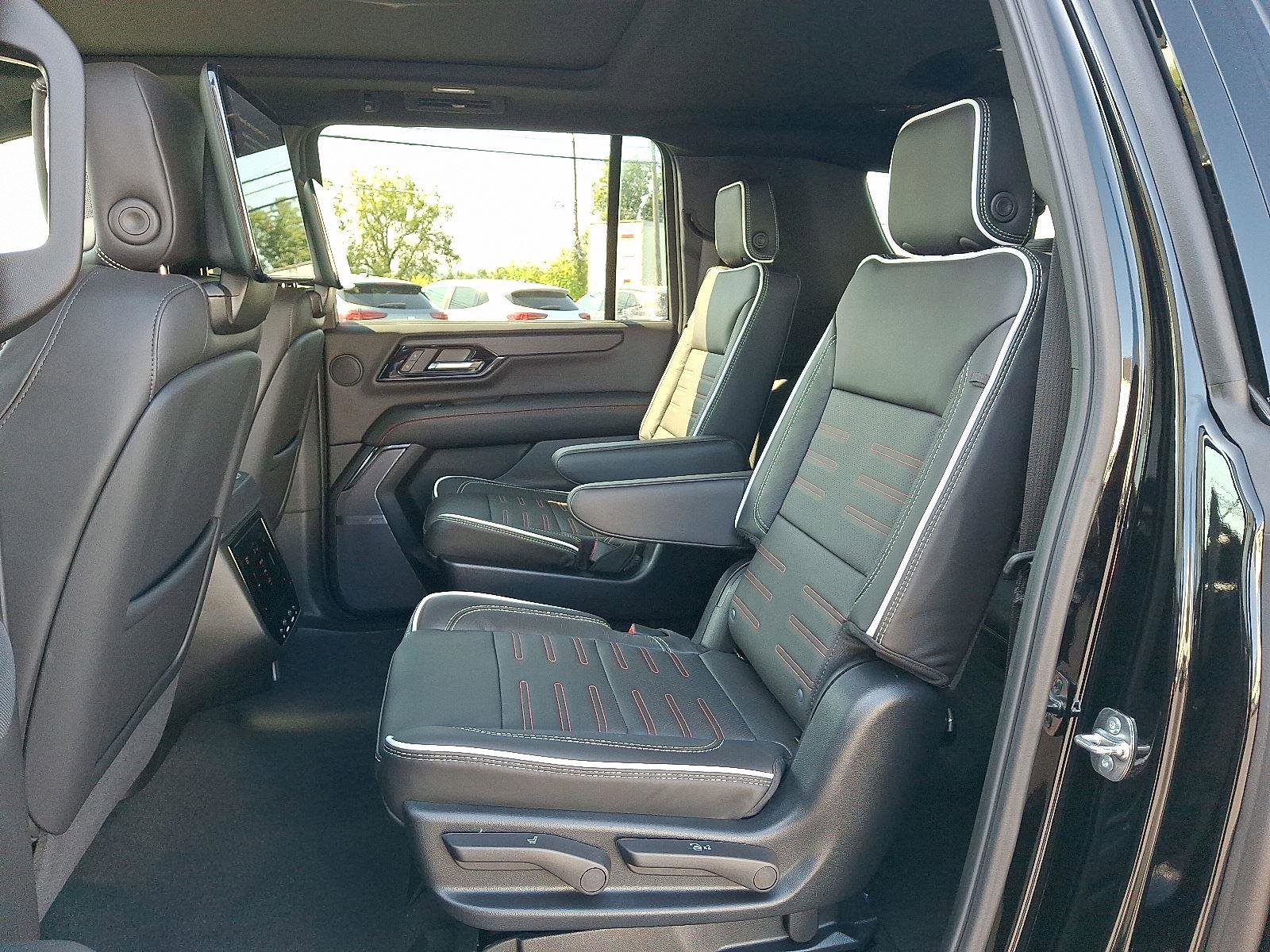 New 2025 GMC Yukon XL AT4 Ultimate image 5