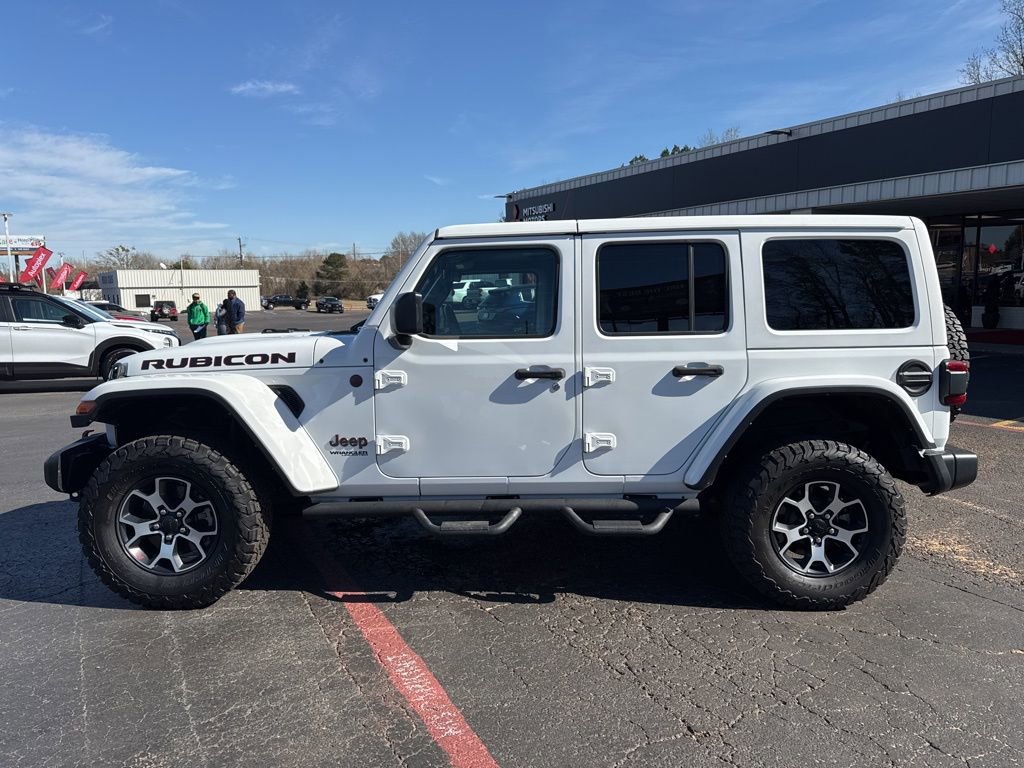Used 2022 Jeep Wrangler Unlimited Rubicon w/ LED Lighting Group AWD/4WD image 11