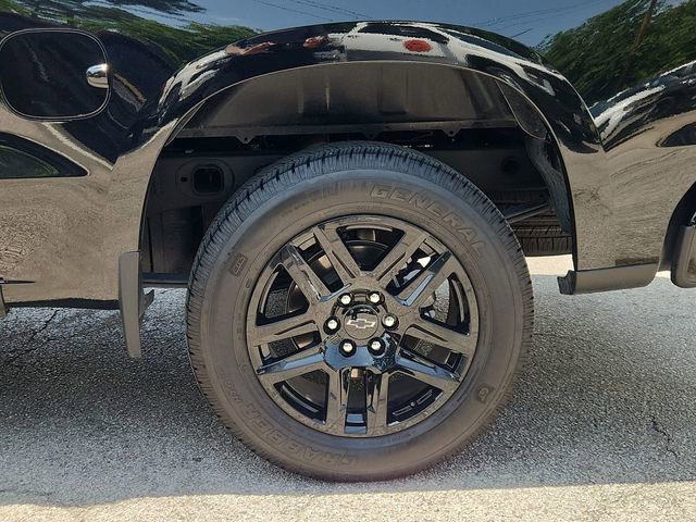 Used 2025 Chevrolet Silverado 1500 RST w/ LPO, Dark Essentials Package RWD image 32