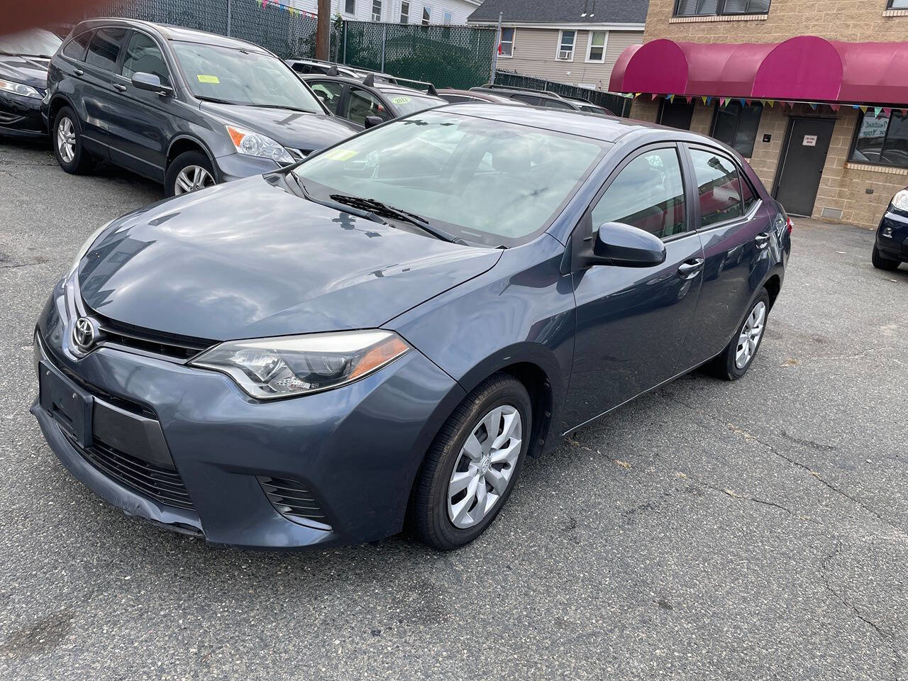 Used 2016 Toyota Corolla LE 4dr Sedan image 2
