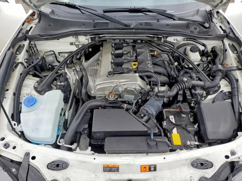 Used 2021 MAZDA MX-5 Miata RF Grand Touring RWD image 11