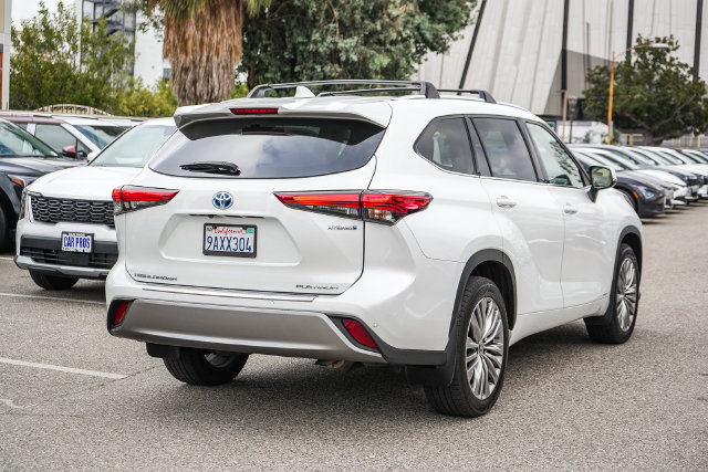 Used 2022 Toyota Highlander Platinum AWD/4WD image 7