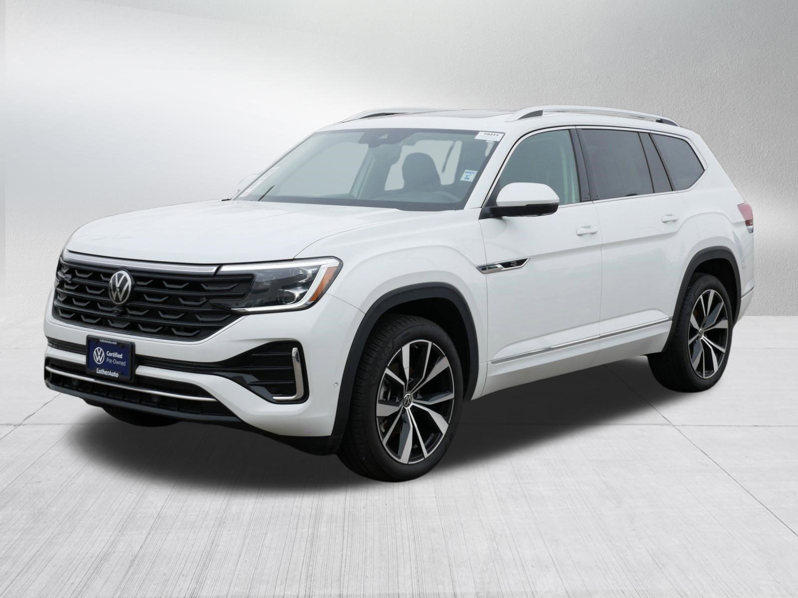 Certified 2025 Volkswagen Atlas SEL Premium R-Line AWD/4WD image 3
