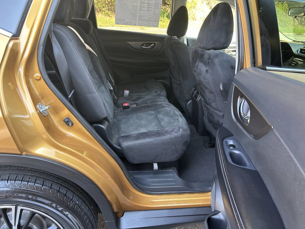 Used 2014 Nissan Rogue S w/ S Family Package image 16